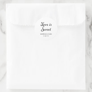 Modernes Flair Script Minimalistisch White Wedding Runder Aufkleber