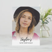 Modernes Foto 16. Geburtstag Einladung (Stehend Vorderseite)