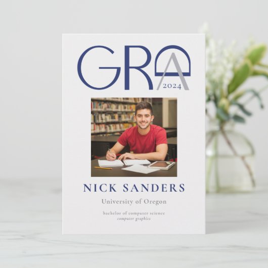 Modernes Foto Abschluss Uni Grau Blau Ankündigung (Stehend Vorderseite)