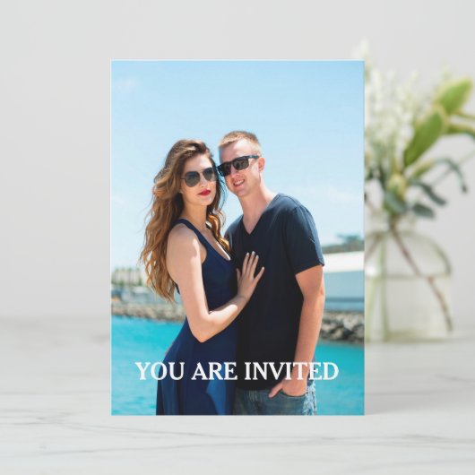 Modernes Foto Einladung (Stehend Vorderseite)