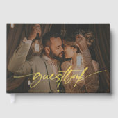 Modernes Foto Elegante Script Monogram Wedding Gästebuch (Vorderseite)