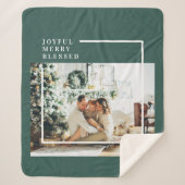 Modernes Foto | Freude gesegnet | Grün Sherpadecke (Vorderseite)