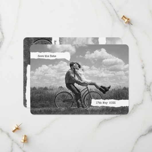 Modernes Foto für die Schreibmaschinenschrift in a Save The Date (Vorderseite/Rückseite Beispiel)
