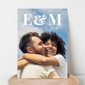 Modernes Foto für große Monogramm-Initialen Save The Date