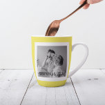 Modernes Foto Gelb Einfach Liebliches Geschenk Milchtasse<br><div class="desc">Modernes Foto Gelb Einfach Liebliches Geschenk</div>