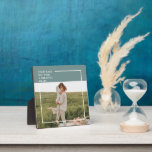 Modernes Foto Grüne Familie Liebliches Geschenk Fotoplatte<br><div class="desc">Die Einführung der modernen Foto Grün Familie lieblich Geschenk! Dieses Geschenk ist ein perfekter Weg, um die Liebe und Bindung innerhalb einer Familie festzuhalten und zu feiern, und gleichzeitig eine Touch von Eleganz und Modernität zu jeder Wohngestaltung hinzuzufügen.Das Modern Foto Green Family Schönes Geschenk ist nicht nur ein wunderschönes Dekorationsstück,...</div>