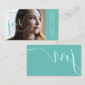 Modernes Foto Krümmung Pastell Blue Script Monogra Visitenkarte (Vorne/Hinten)
