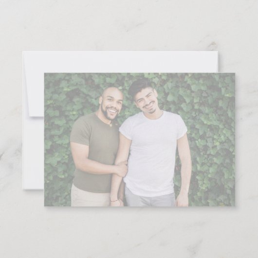 Modernes Foto LGBTQ RSVP Karte (Rückseite)