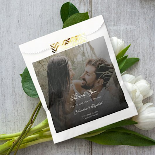 Modernes Foto mit Black Overlay Gastgeschenk Hochz Geschenktütchen