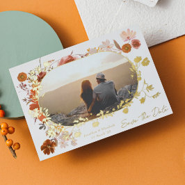 Modernes Foto mit Blumenrahmen Save the Date Gold Folieneinladung