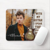 Modernes Foto mit elegantem White Electric Guitar Mousepad (Mit Mouse)