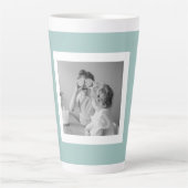 Modernes Foto mit familiärer Atmosphäre Milchtasse (Vorderseite)