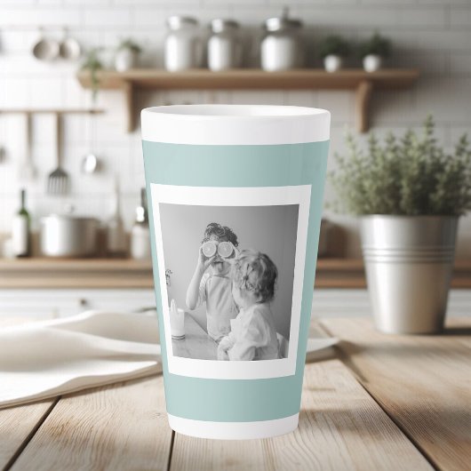Modernes Foto mit familiärer Atmosphäre Milchtasse