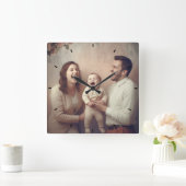 Modernes Foto mit familiärer Atmosphäre Quadratische Wanduhr (Zuhause)