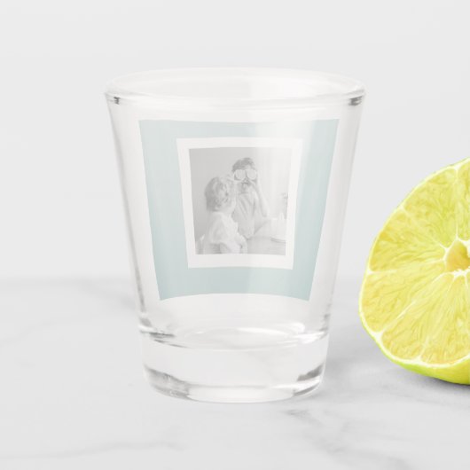 Modernes Foto mit familiärer Atmosphäre Schnapsglas (Rückseite)