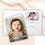 Modernes Foto mit individueller Babydusche Dankeskarte<br><div class="desc">Personalisieren Sie diese Baby Dusche dank geklappter Karten mit einem schönen Foto Ihres Babys. Vielen Dank an Ihre Familie und Freunde, die Sie mit ihrer Liebe geduscht haben und Ihnen Ihr neues Baby mit Bildern vorstellen, die sie für viele Jahre mit dem Wachstum des Babys schätzen können. Moderner und einzigartiger...</div>