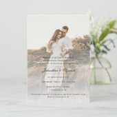 Modernes Foto mit Overlay-Hochzeit Einladung (Stehend Vorderseite)