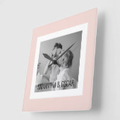 Modernes Foto Pastel Pink Einfaches Geschenk Quadratische Wanduhr (Winkel)