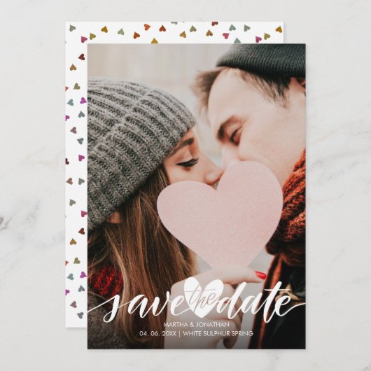 Modernes Foto Save the Date Drehbuch Herz Confetti Einladung (Vorne/Hinten)