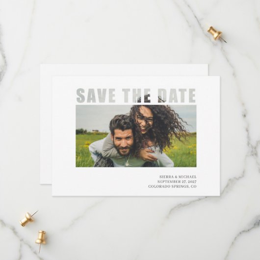 Modernes Foto Save the Date mit transparentem Text (Vorderseite/Rückseite Beispiel)