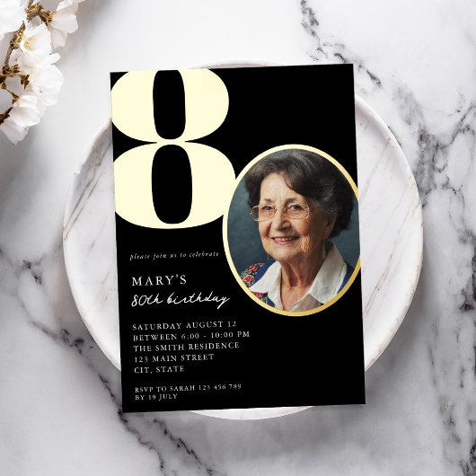 Modernes Foto Schwarz und Gold Elegant 80. Geburts Folieneinladung