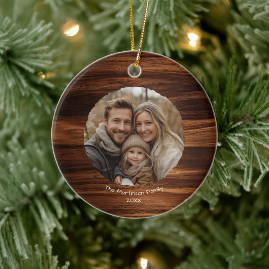 Modernes Foto über Holz Personalisierte Weihnachte Keramik Ornament (Baum)