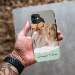 Modernes Foto und Personalisierter Name Minze Gesc Case-Mate iPhone Hülle<br><div class="desc">Das moderne Foto mit Personalisierten Namen und Mint Geschenk! Dieses einzigartige und nachdenkliche Geschenk ist dazu gedacht, die besonderen Momente Ihrer Familie zu feiern und zu schätzen.Gönnen Sie sich mit dem modernen Foto und dem Personalisierten Namensschild ein Geschenk von gepflegten Erinnerungen und personalisierter Süße. Es ist eine sinnvolle und reizvolle...</div>