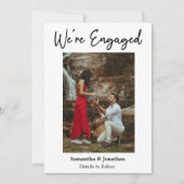 Modernes Foto Wir sind eine Verlobte Ankündigungsk Einladung (Vorderseite)