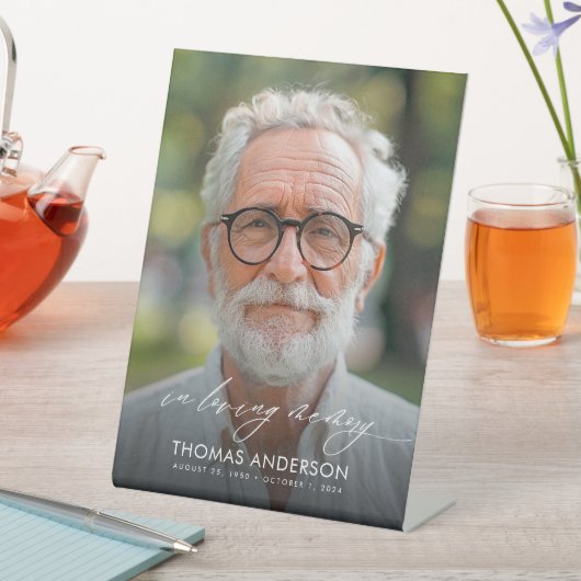 Modernes Foto zur Beerdigung von Erinnerungen Sockelschild (In Situ)