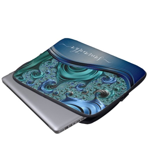 Modernes Fraktal Blauer handgeschriebener Name Laptopschutzhülle (Vorne Knopf)