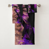 Modernes Fraktal in Schwarz und lila Badhandtuch Set (Insitu)