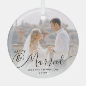 Modernes, fröhliches Verheiratetes Foto Schwarz-we Ornament Aus Glas (Vorderseite)