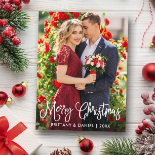 Modernes Fun Calligraphy Christmas Couple Foto Postkarte