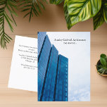 Modernes Gebäude - Vertikale, maßgeschneiderte Ges Postkarte<br><div class="desc">Passen Sie diese modernen, geschäftlich bewegenden, vertikalen Postkarten mit Ihren Firmendetails an. Chic blauen Gebäude unter dem individuelle Name und der Botschaft Ihres Unternehmens. Unser Büro ist in ein neues Gebäude umgezogen, bitte aktualisieren Sie Ihr Adressbuch. Füllen Sie einfach die Rückseite dieser Postkarte mit Ihren neuen Kontaktinformationen für das Client-Marketing...</div>