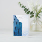 Modernes Gebäude - Vertikale, maßgeschneiderte Ges Visitenkarte (Stehend Vorderseite)