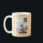 Modernes Gelb Gezeichnet Kariertes Muster 2 Foto Kaffeetasse<br><div class="desc">Modernes,  fett gelbes kariertes Muster,  2 Foto Tasse.</div>
