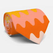 Modernes Gelb, Orange und Weiß Zig Zag Muster Krawatte (Gerollt)