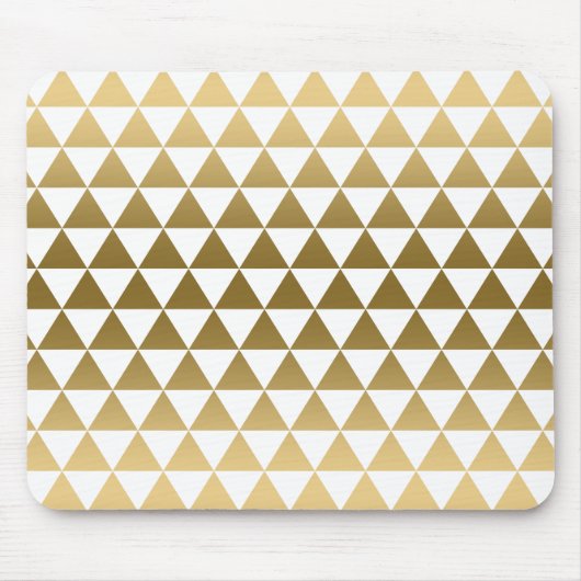 Modernes geometrisches Dreiecksmuster aus Gold Mousepad (Vorne)