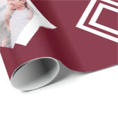 Modernes geometrisches Foto Burgund Geschenkpapier (Rolleneckpunkt)