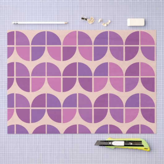 Modernes geometrisches Lila Muster des Mittelzentr Seidenpapier (Handwerk)