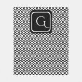 Modernes geometrisches Monogramm Schwarz Weiß Fleecedecke (Vorderseite)