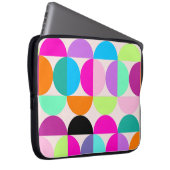 Modernes geometrisches Muster aus dem Mittelalter Laptopschutzhülle (Vorne Rechts)