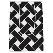 Modernes, geometrisches Muster aus Schwarz und Wei Mittlere Geschenktüte (Rückseite)