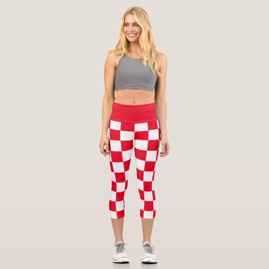Modernes geometrisches Rot überprüft Capri Leggings (Vorderseite)
