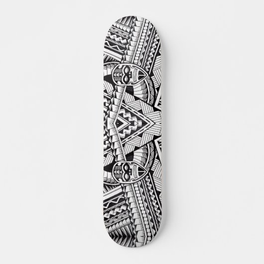 Modernes, geometrisches Tribal-Muster aus Schwarz Skateboard (Vorne)