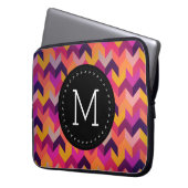 Modernes geometrisches Zickzack Schwarzes Monogram Laptopschutzhülle (Vorderseite Links)