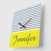 Modernes gestreiftes Muster Quadratische Wanduhr (Winkel)