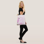 Modernes Girl-Rosa-Flamingo, gestreift, Monogramm Tasche (Am Model)