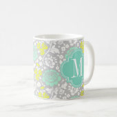 Modernes Girly Blumenaqua-Gelb-graues Kaffeetasse (VorderseiteRechts)