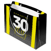 Modernes Girly Bright Yellow 30 und Kokett Große Geschenktüte (Rückseite Schrägansicht)